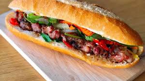 Bánh mì thịt nướng