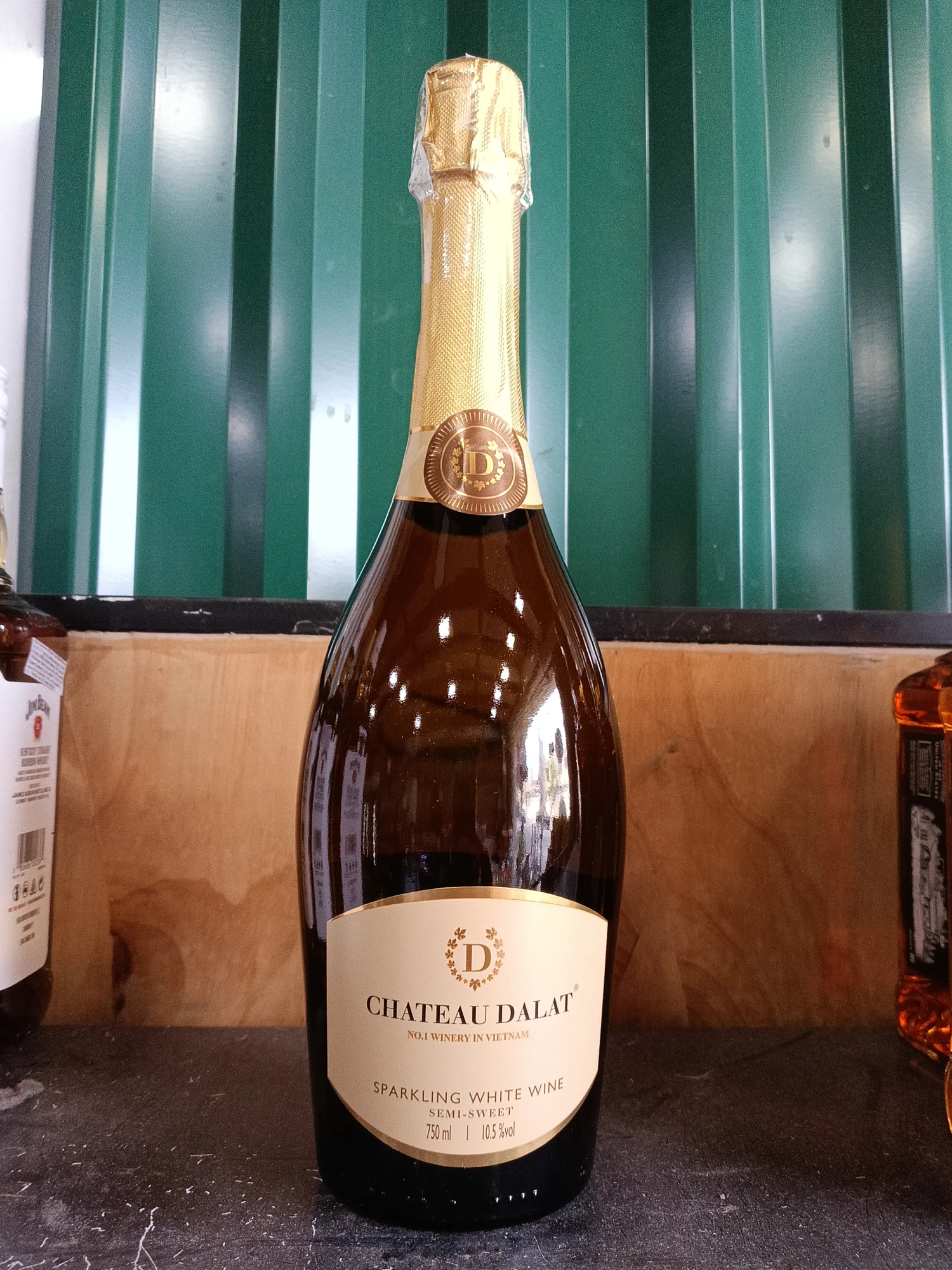 CHATEAU SPARKLING WHITE DALAT 750ML