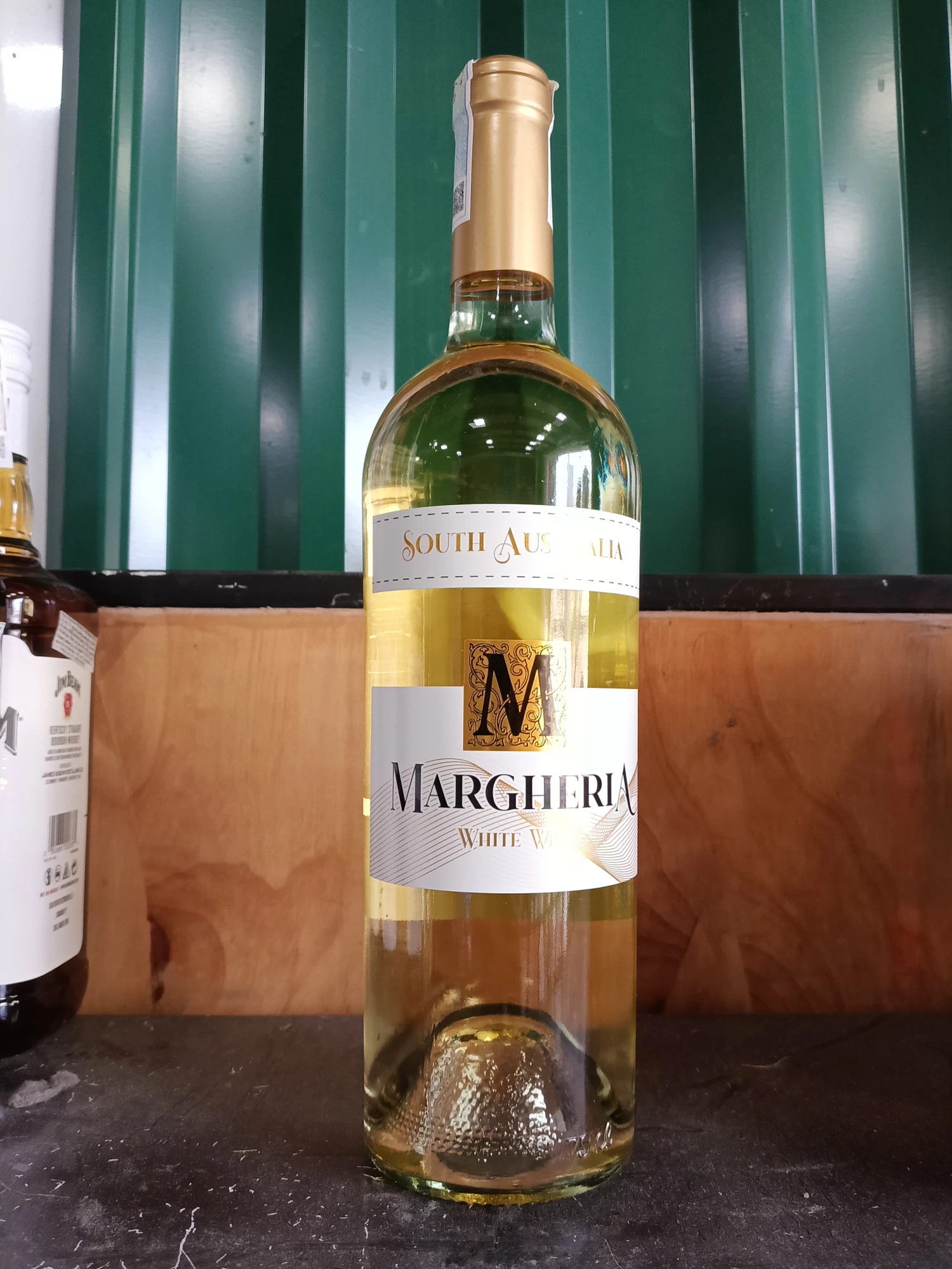 MARGHER WINE WHITE 750ML